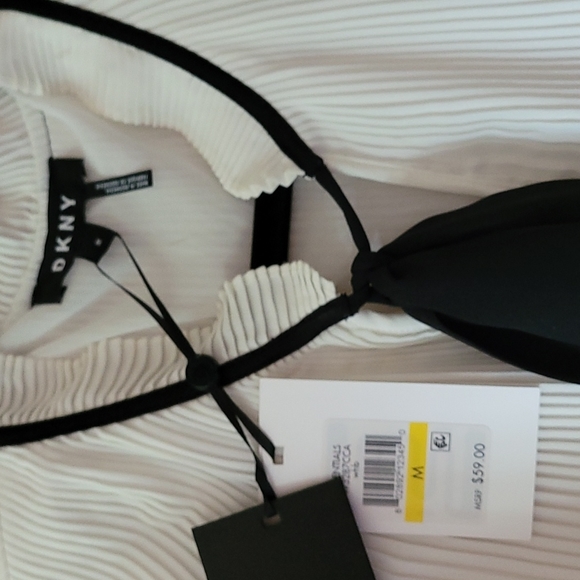 Medium white blouse from DKNY - Picture 3 of 3